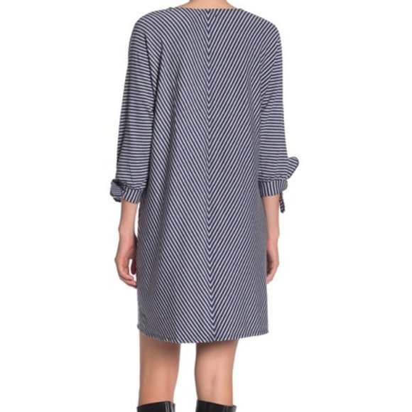 NEw Max Studio V-Neck Tie Sleeve Dress Size XS - Picture 2 of 2
